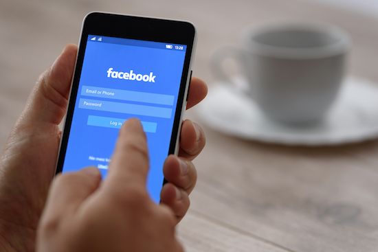 How to Execute Social Media Marketing with Facebook