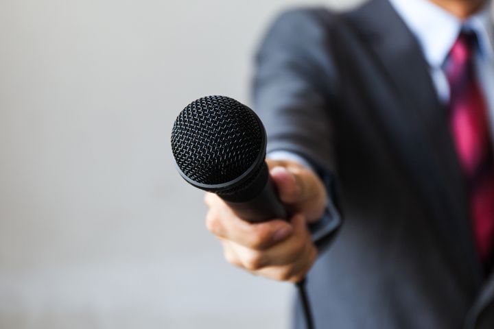 How to Become a Great Public Speaker